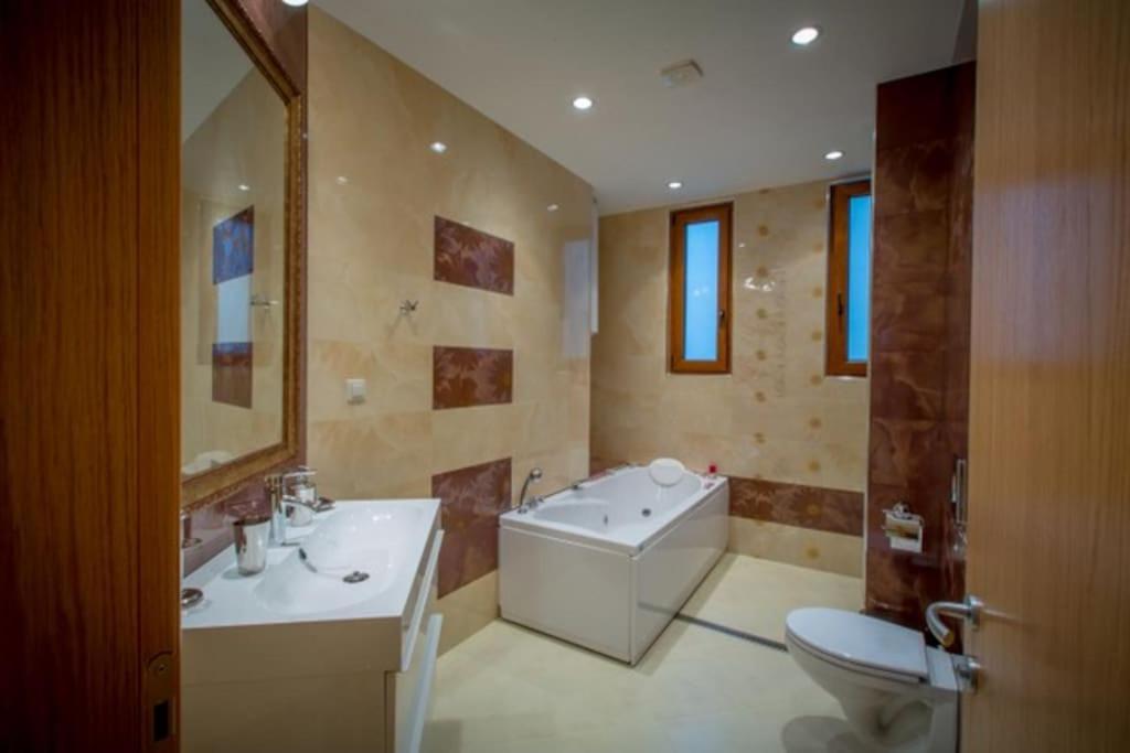 High Tech - Luxurious Apartment Sofia Ngoại thất bức ảnh